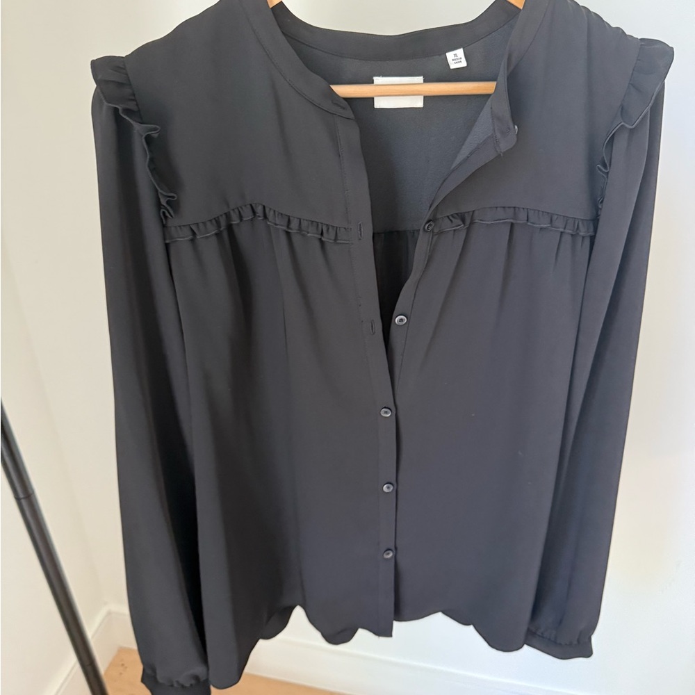 Wilfred (Aritzia) Nimbus Black Ruffle Blouse
